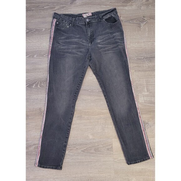 Denim & Rivets Women’s Black Striped Embellished Legs Denim Jeans‎ Size 24 - Picture 2 of 15